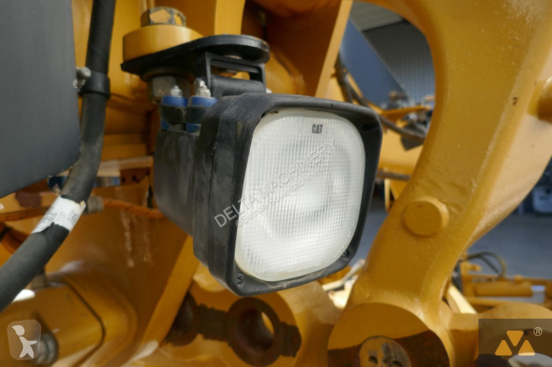Grejder Caterpillar 160M