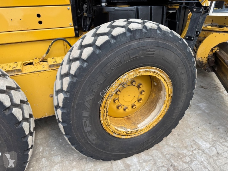 Grejder Caterpillar 140 M
