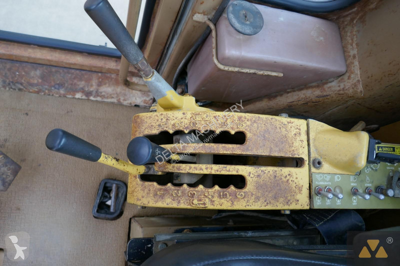 Grejdr Caterpillar