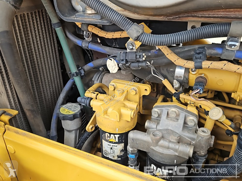 Grejdr Caterpillar D6N