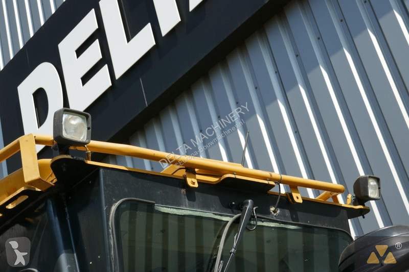 Grejder Caterpillar 140M