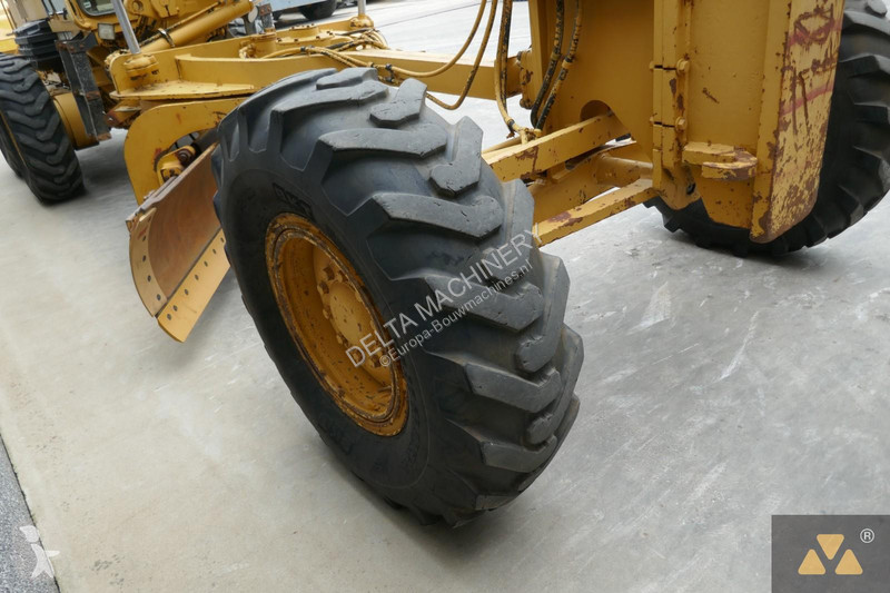 Niveladora Caterpillar