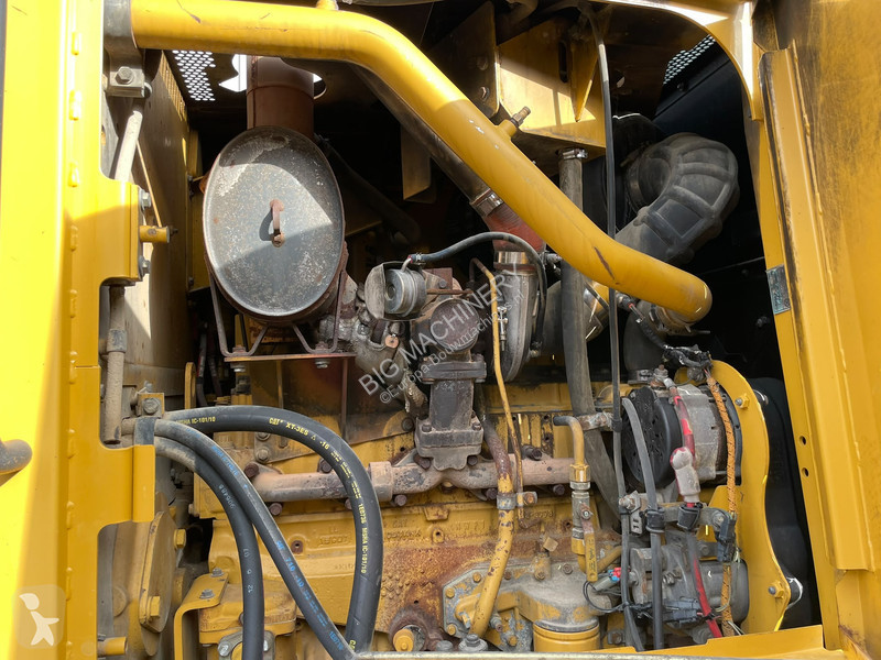 ممهدة طرق Caterpillar 140M
