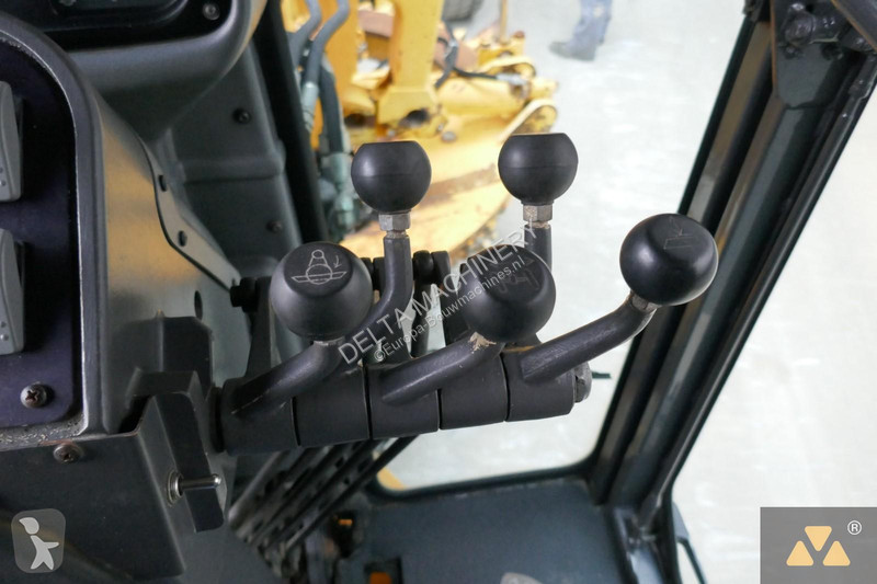 Grader Volvo