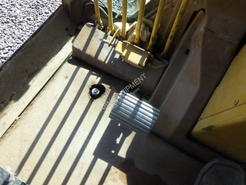 Grader Caterpillar