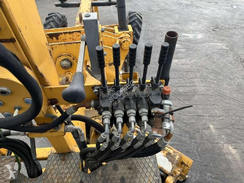 Grader   OP NV2500