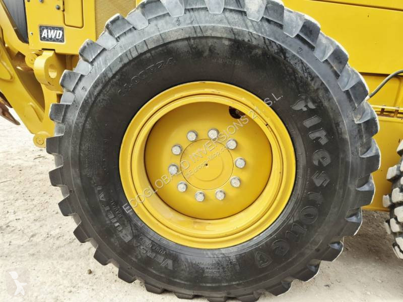 Grejder Caterpillar 140 AWD
