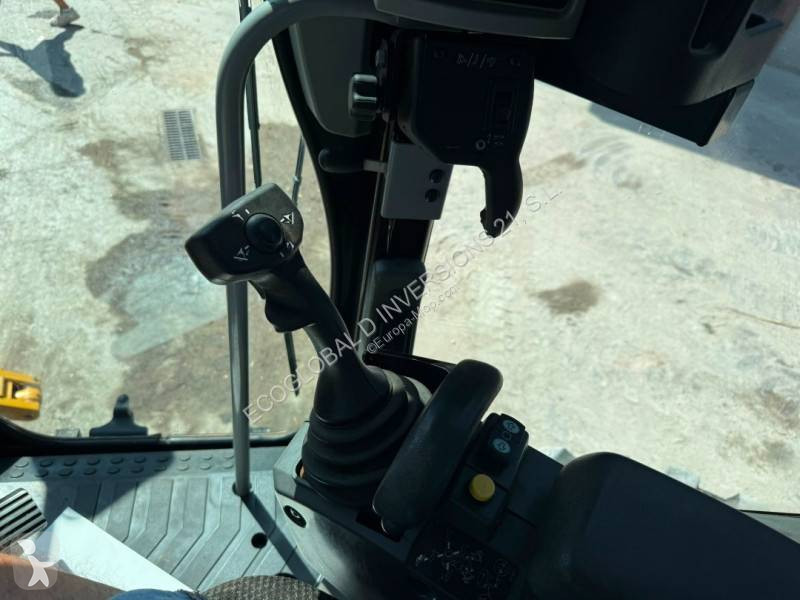 ممهدة طرق Caterpillar 12M3 AWD