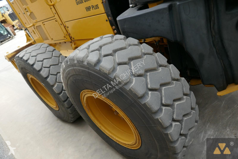Niveladora Caterpillar 3
