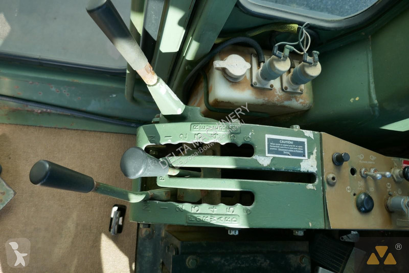 Grejder Caterpillar Ex-army