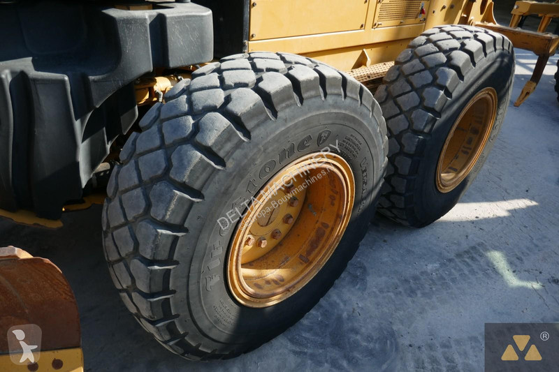 Grejder Caterpillar 160M