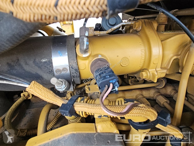 Grejdr Caterpillar D6N