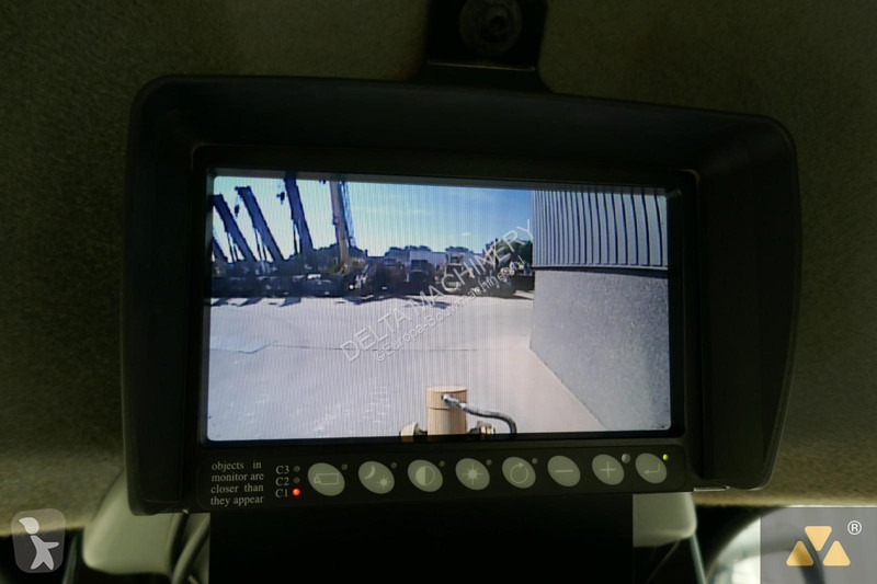 Niveladora Caterpillar AWD