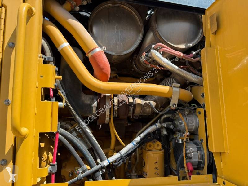 Grejder Caterpillar 12M3 AWD