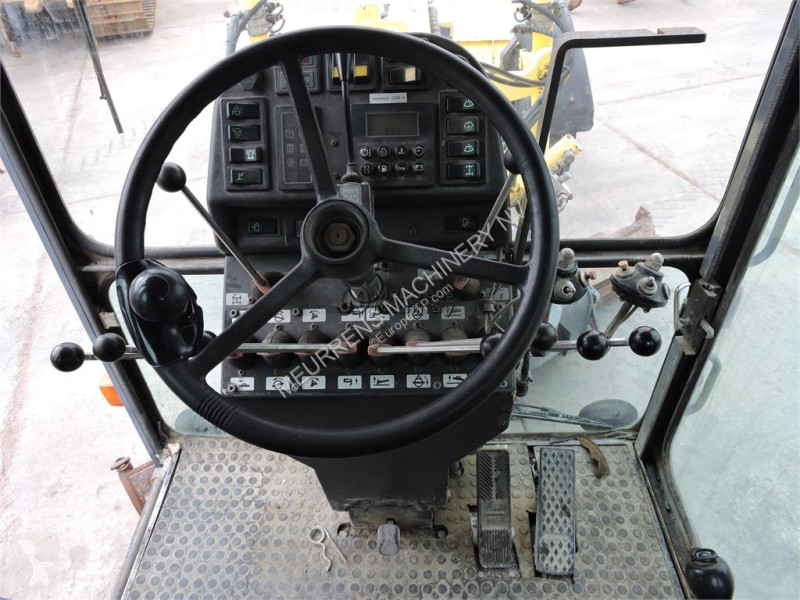 Niveleuse HBM BG110TA-4