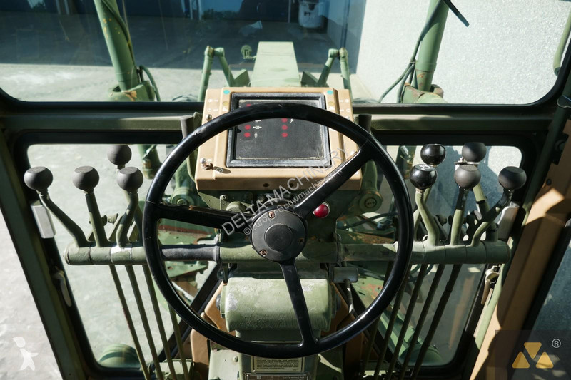 Грейдер Caterpillar Ex-army