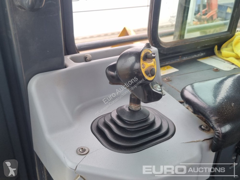ممهدة طرق Komatsu D51PX