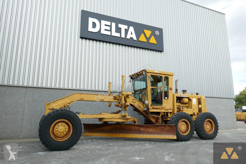 Grejdr Caterpillar