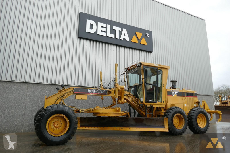 Niveladora Caterpillar Ex-army