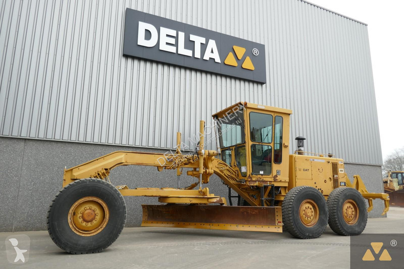 Grejdr Caterpillar