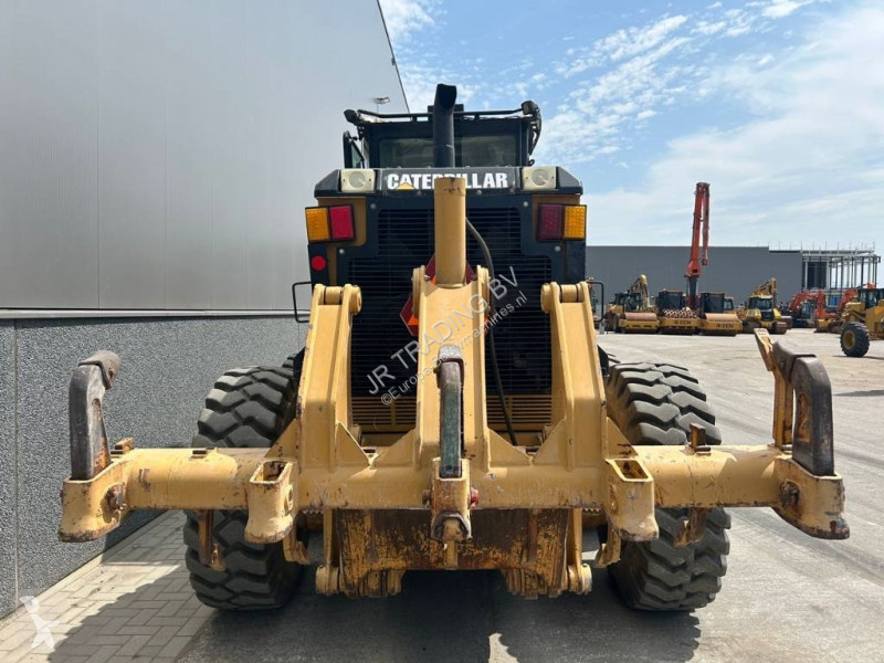 Vägskrapa Caterpillar (CE Certified)