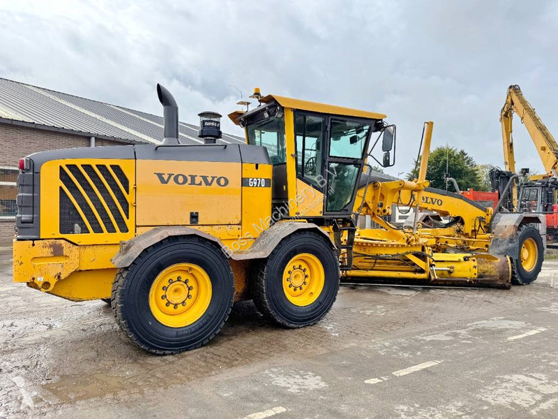 ممهدة طرق Volvo - 5.5 Meter Blade / EPA Certified