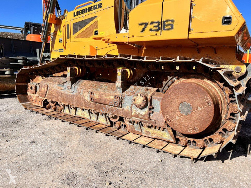 ممهدة طرق Liebherr 736