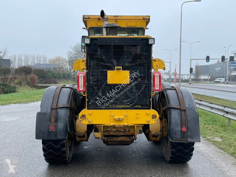 ممهدة طرق Caterpillar CE