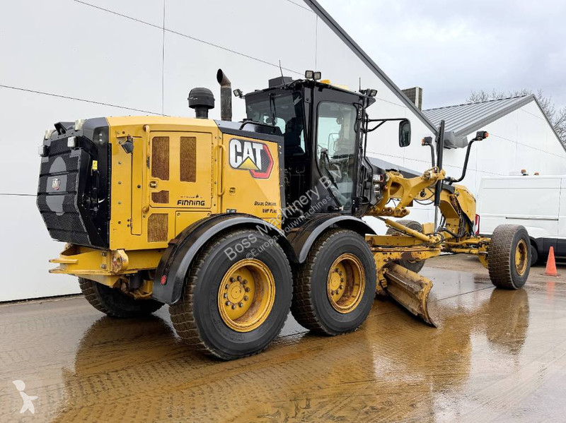 Grejder Caterpillar VHP 6x6 AWH - 4.88m Blade