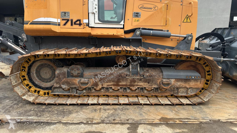 ممهدة طرق Liebherr PR 714