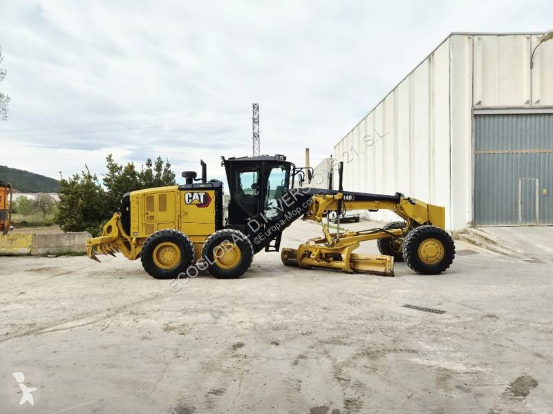 Grejder Caterpillar 140 AWD