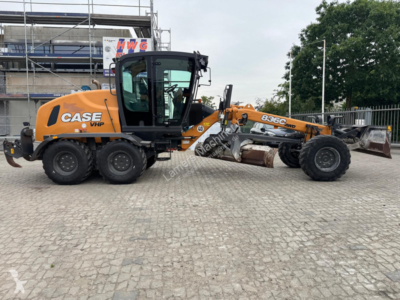 Grejder Case 836C AWD .