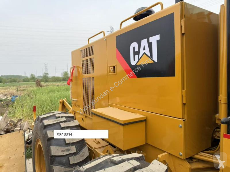 Grejder Caterpillar