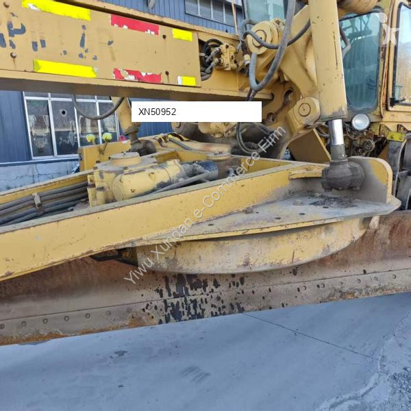 Grejder Caterpillar 16G