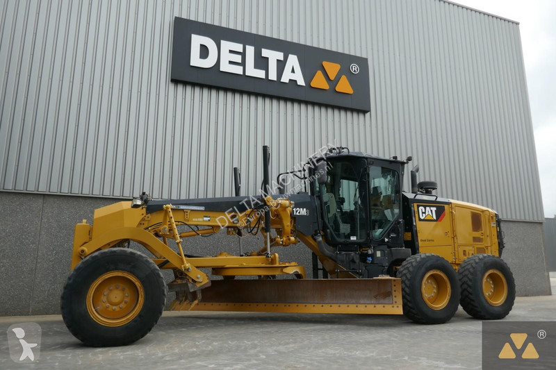 Grejder Caterpillar 12M3