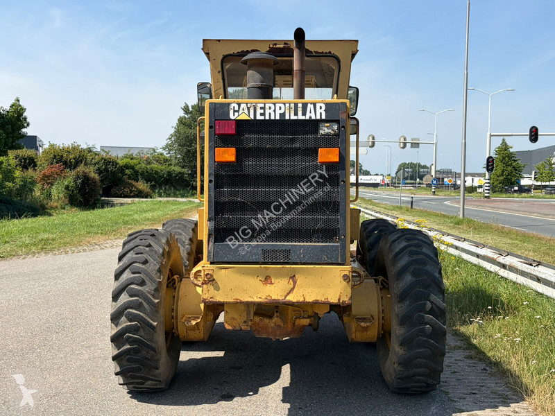 Grejder Caterpillar