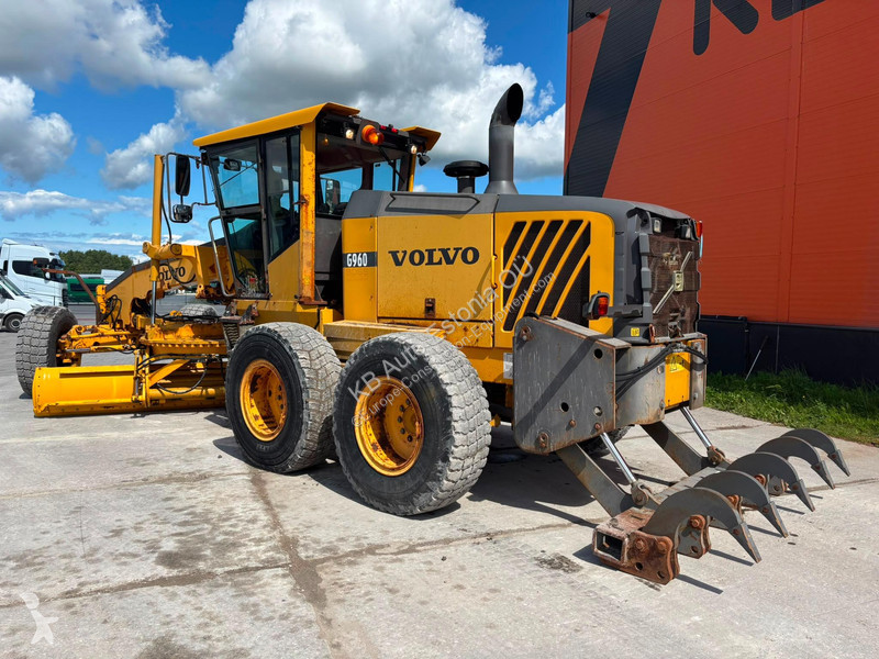 Niveladora Volvo AC / RIPPER / CE !