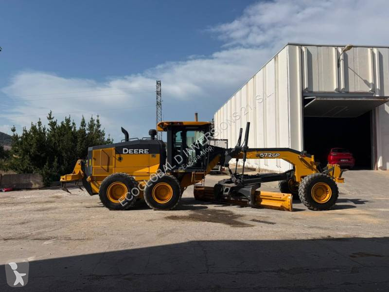 ممهدة طرق John Deere 672GP AWD