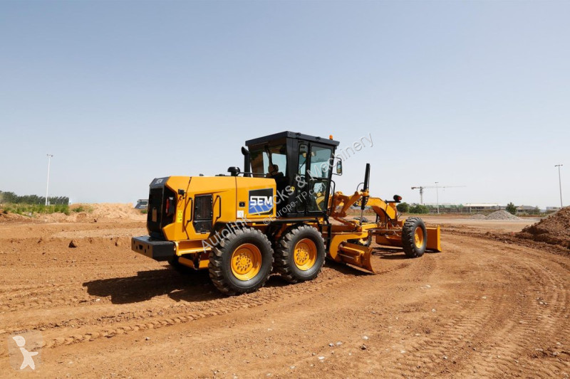 Vägskrapa SEM  917F MOTOR GRADER