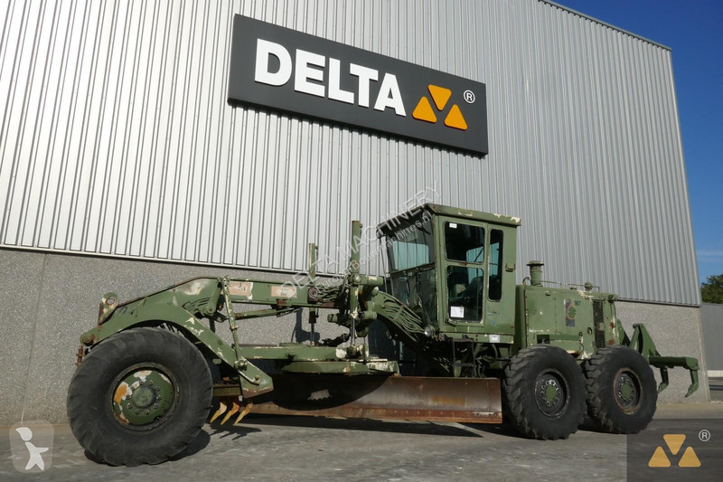 Грейдер Caterpillar Ex-army