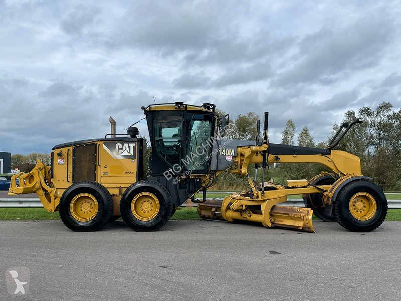 ممهدة طرق Caterpillar 140M