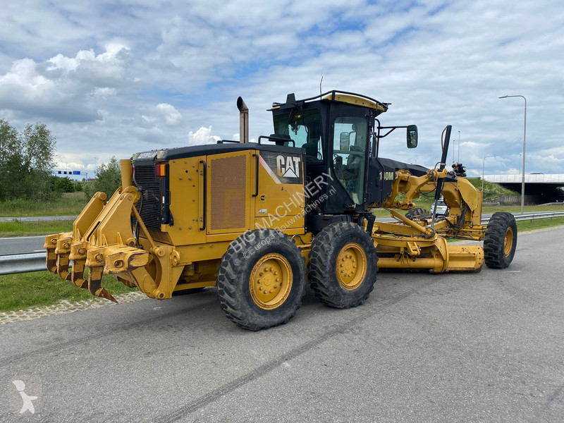 Grejder Caterpillar 140M