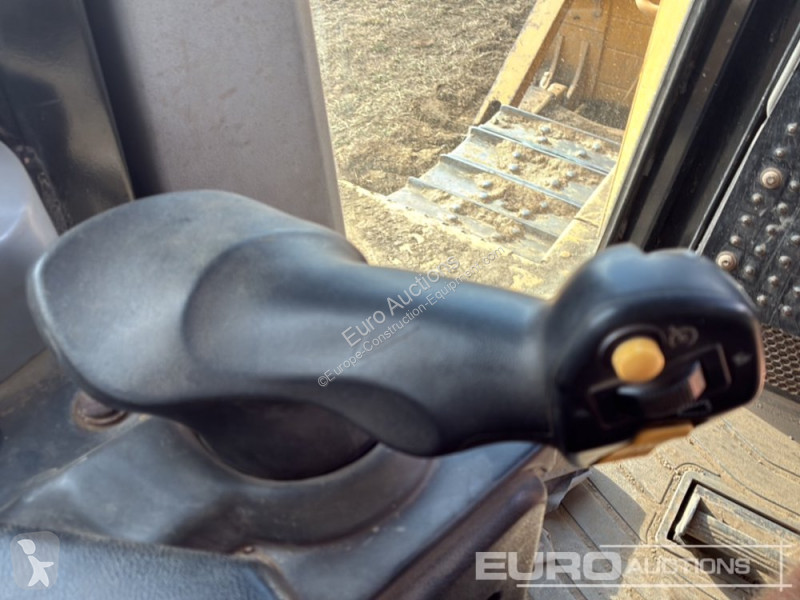 Grader Caterpillar D6T