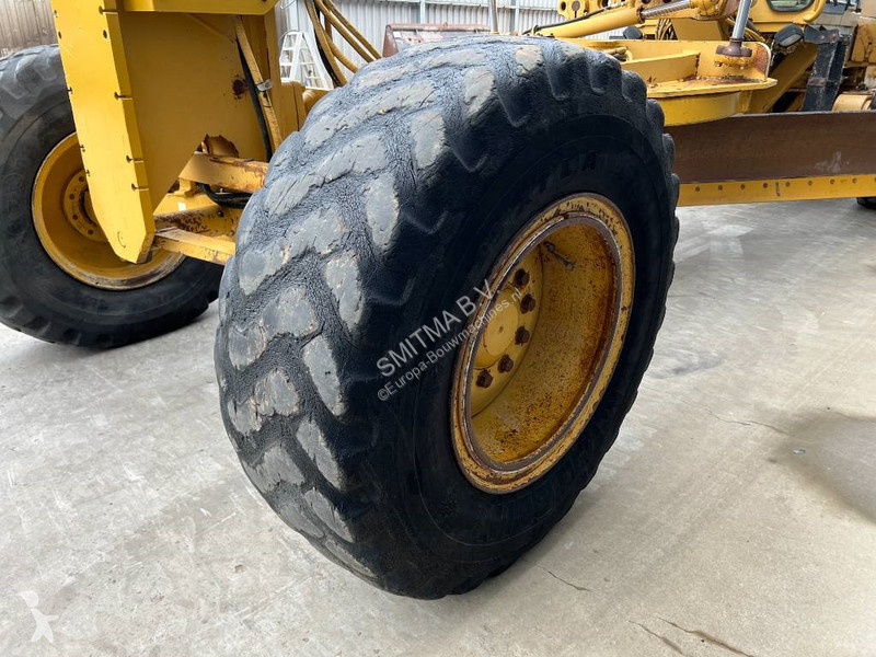 Grejder Caterpillar