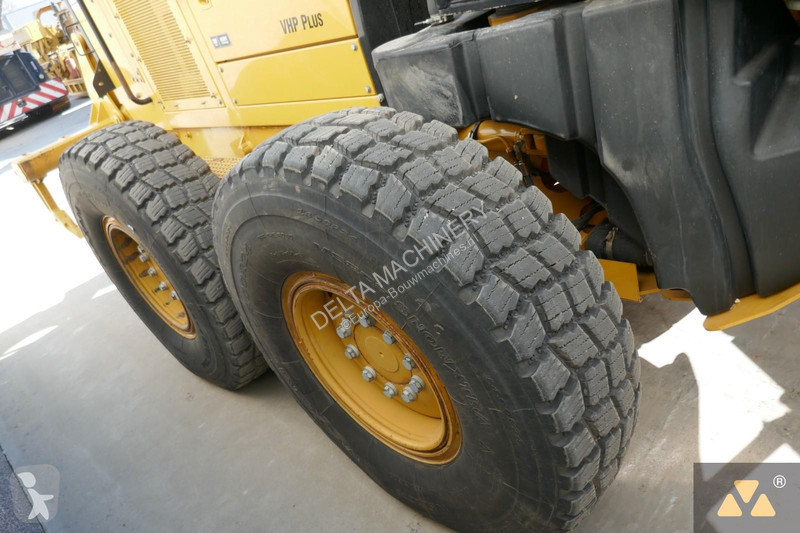 Grejder Caterpillar 160M