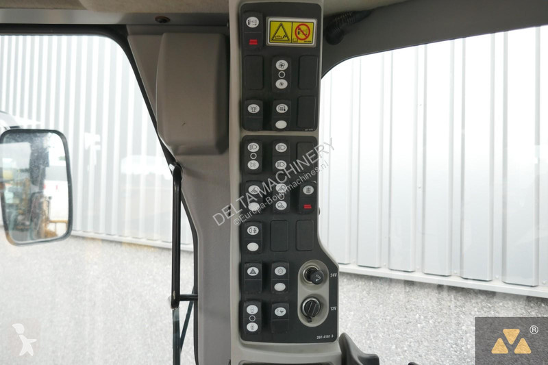 Grejder Caterpillar 14M