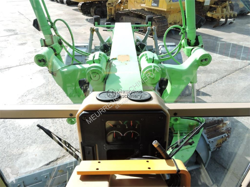 Vägskrapa Caterpillar 12H