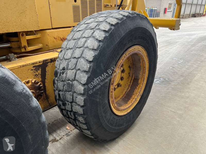 Grejder Caterpillar