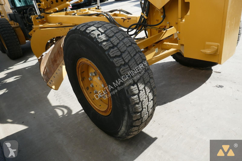 Grejder Caterpillar 160M