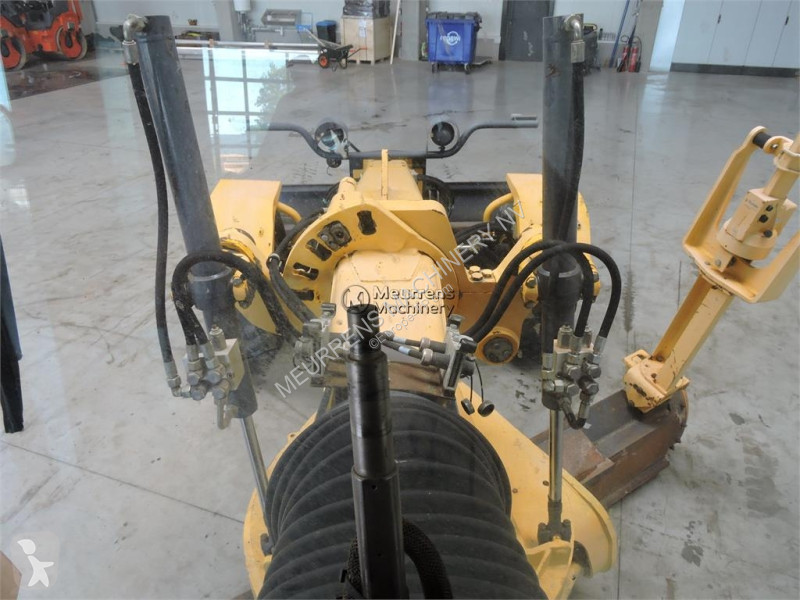 Planeringshøvl New Holland F106.6A